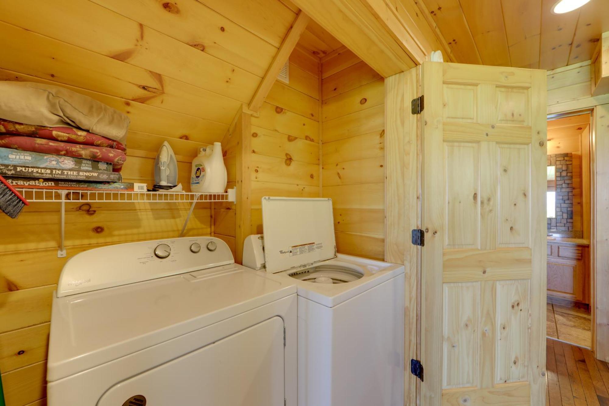 Bryson City Cabin With Hot Tub And Mountain Views! Extérieur photo